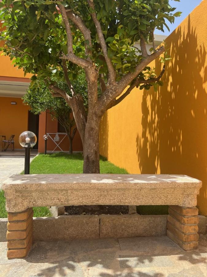 Casa Fanni- Rooms Villasimius Buitenkant foto