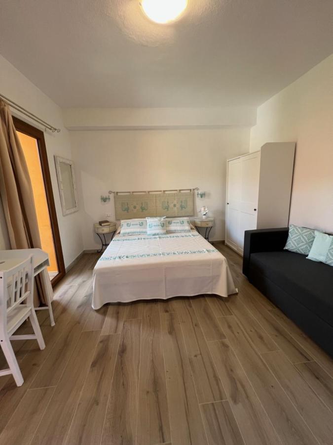Casa Fanni- Rooms Villasimius Buitenkant foto